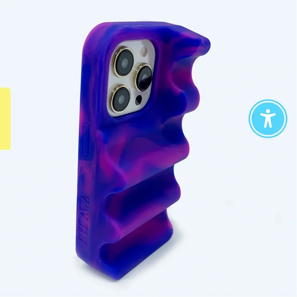 Bailey Hikawa iphone 14/15/16 pro max case